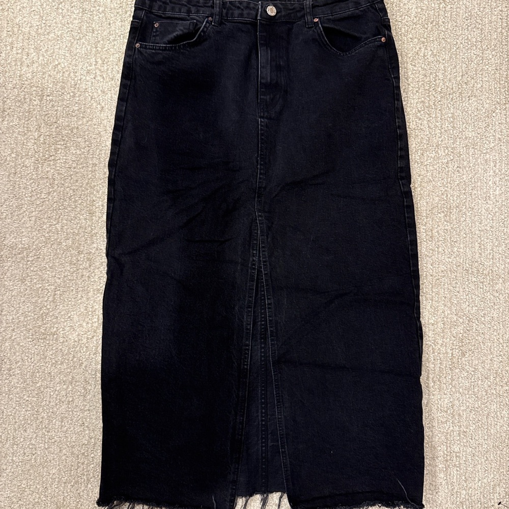 Stradivarius Black Denim Midi Skirt